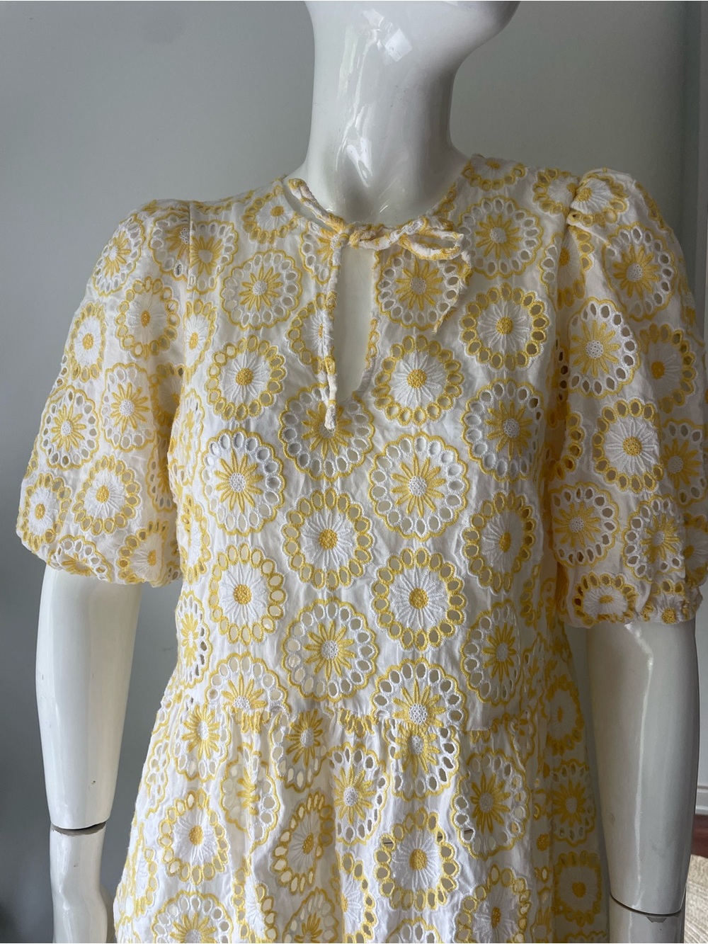Barbour White Yellow Eyelet Embroidered Midi Dress Floral Cottagecore Boho US 8 - Picture 10 of 13